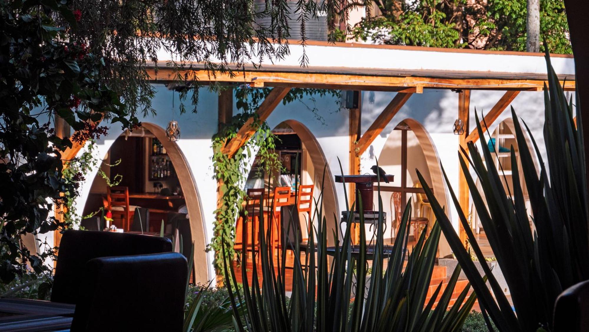Sirikwa Hotel Элдорет Экстерьер фото