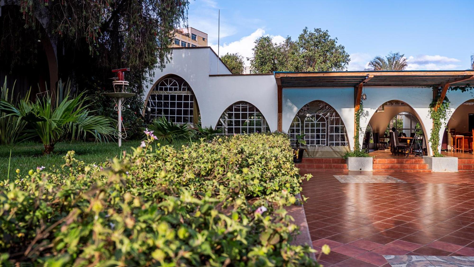 Sirikwa Hotel Элдорет Экстерьер фото