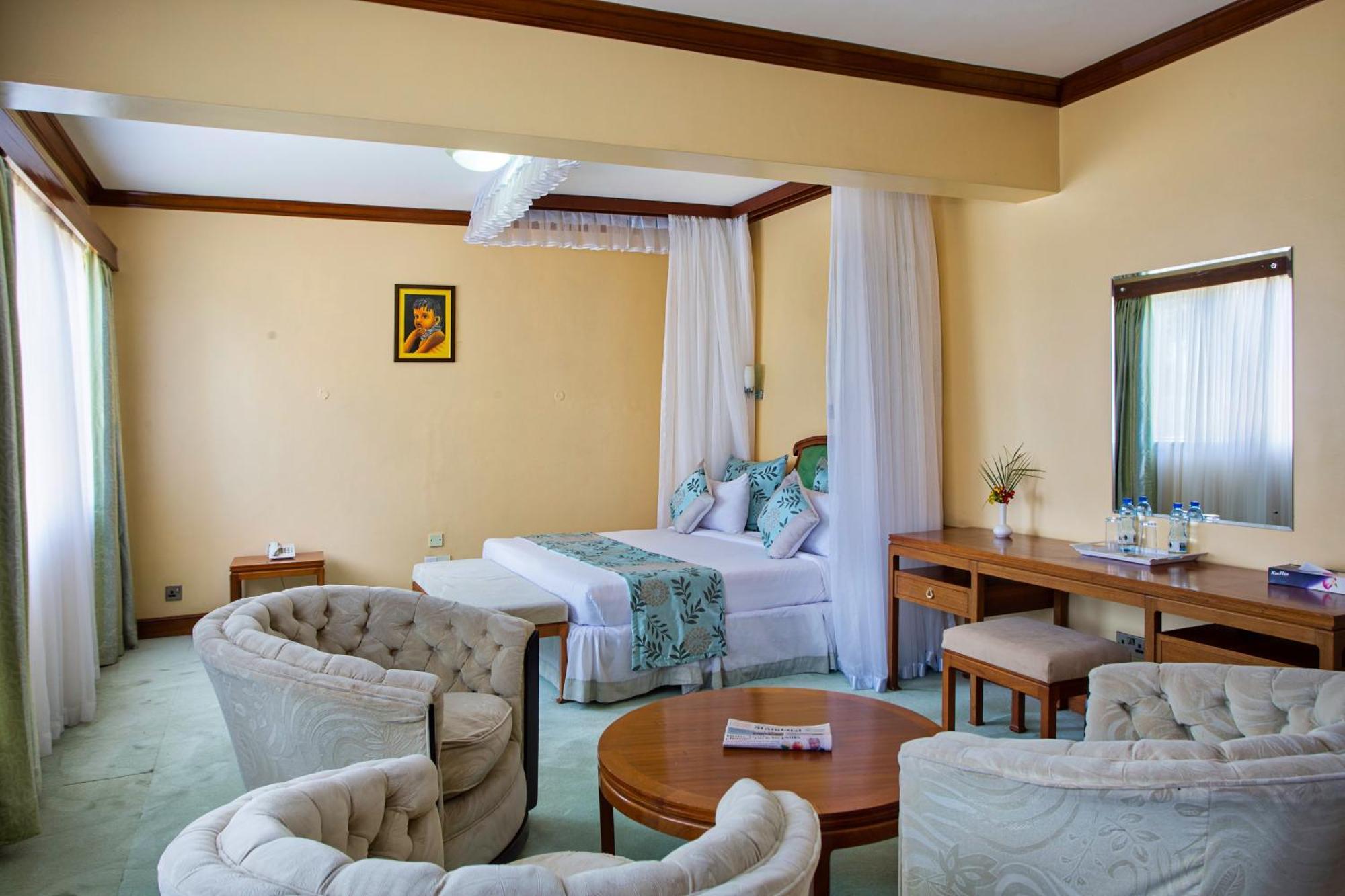 Sirikwa Hotel Элдорет Экстерьер фото